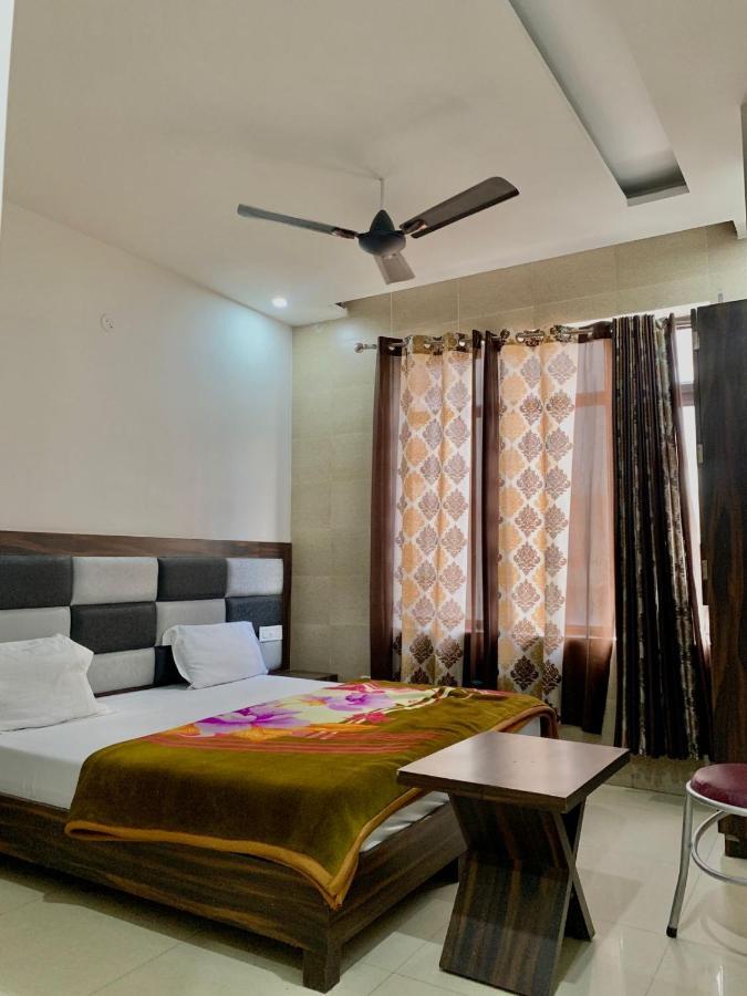 אמריצר Hotel Sukhman Residency מראה חיצוני תמונה