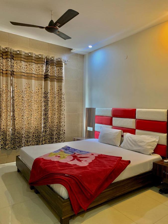 אמריצר Hotel Sukhman Residency מראה חיצוני תמונה